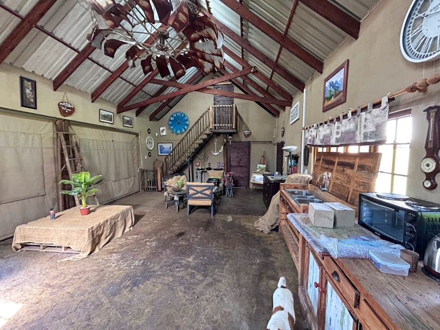 5 Bedroom Property for Sale in Lindequesdrif North West